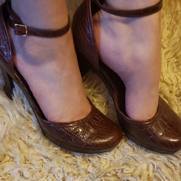 Beautiful platform heels - Picture 8 of 8